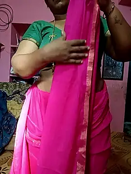 Snapshot of Renuma chatting on September 25, 2:37 am Renuma online show from September 25, 2:37 am