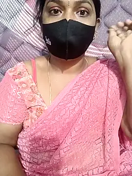 Snapshot of Renuma chatting on October 28, 3:10 am Renuma online show from October 28, 3:10 am