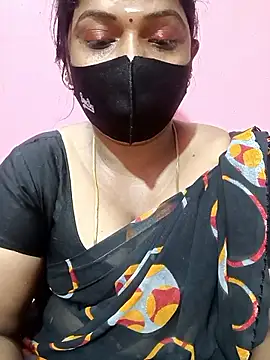 Snapshot of Renuma chatting on October 29, 3:58 pm Renuma online show from October 29, 3:58 pm