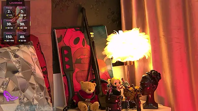 ZoeMesmerize online show from March 4, 5:46 am