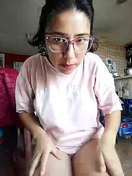 Im Alma  online show from January 11, 3:20 pm