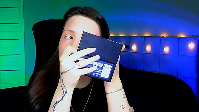 Snapshot of Stacy_Gonzales_ chatting on December 5, 6:21 am Stacy Gonzales online show from December 5, 6:21 am