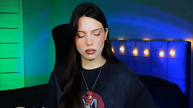 Snapshot of Stacy_Gonzales_ chatting on December 10, 9:23 am Stacy Gonzales online show from December 10, 9:23 am