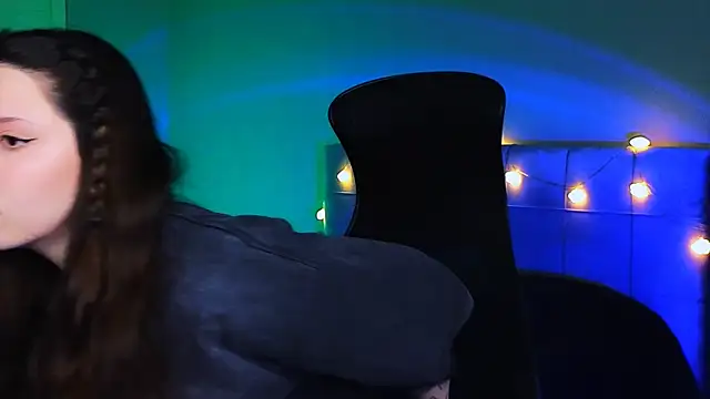 Snapshot of Stacy_Gonzales_ chatting on February 15, 6:23 am Stacy Gonzales online show from February 15, 6:23 am