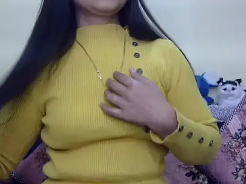 WildRuhi20 online show from January 18, 5:20 am