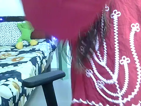 WildRuhi20 online show from February 23, 6:00 am