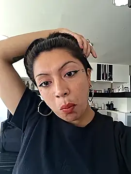 Snapshot of VenomKushx chatting on February 18, 1:18 pm VenomKushx online show from February 18, 1:18 pm