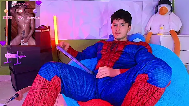 Snapshot of santyago_taylor chatting on October 2, 6:59 pm santyago taylor online show from October 2, 6:59 pm