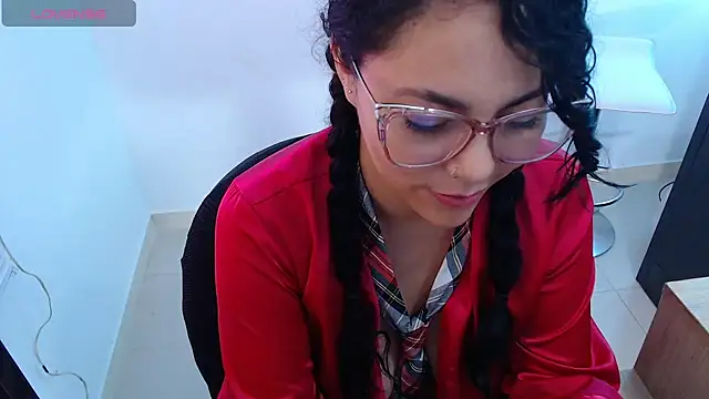 Snapshot of Mailywindsor chatting on January 23, 2:50 pm Mailywindsor online show from January 23, 2:50 pm