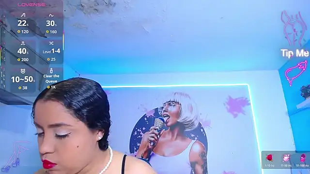 Snapshot of cristal_horny19 chatting on June 4, 3:12 am cristal horny19 online show from June 4, 3:12 am