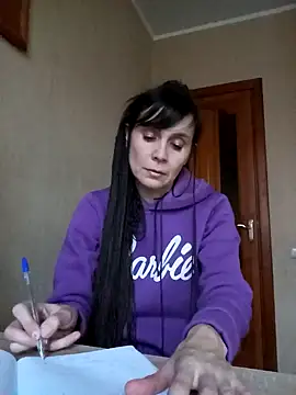 Snapshot of Francenia_lolis chatting on December 26, 7:13 am Francenia lolis online show from December 26, 7:13 am