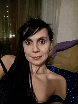 Snapshot of Francenia_lolis chatting on February 5, 7:20 pm Francenia lolis online show from February 5, 7:20 pm