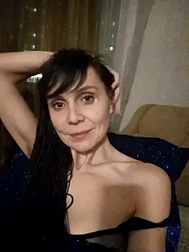 Snapshot of Francenia_lolis chatting on February 8, 5:50 pm Francenia lolis online show from February 8, 5:50 pm