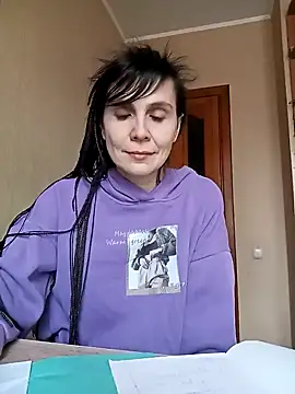 Snapshot of Francenia_lolis chatting on February 14, 6:56 am Francenia lolis online show from February 14, 6:56 am