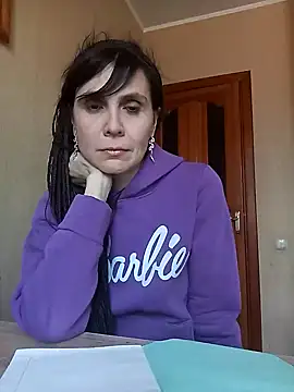 Snapshot of Francenia_lolis chatting on February 25, 1:28 pm Francenia lolis online show from February 25, 1:28 pm