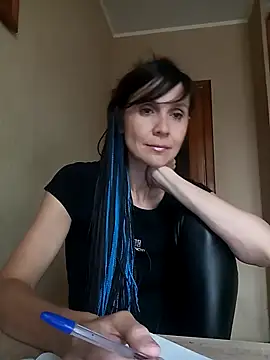 Snapshot of Francenia_lolis chatting on September 15, 6:46 am Francenia lolis online show from September 15, 6:46 am