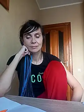 Snapshot of Francenia_lolis chatting on September 24, 7:01 am Francenia lolis online show from September 24, 7:01 am