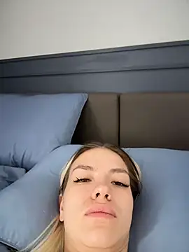 Snapshot of -Sexy_Barbie- chatting on December 19, 5:47 am -Sexy Barbie- online show from December 19, 5:47 am