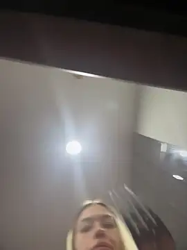 Snapshot of -Sexy_Barbie- chatting on February 23, 3:59 am -Sexy Barbie- online show from February 23, 3:59 am