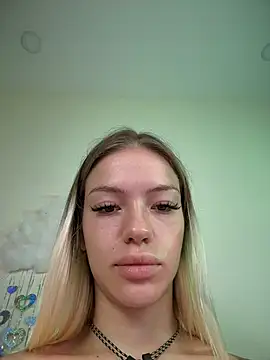 Snapshot of -Sexy_Barbie- chatting on July 10, 9:34 am -Sexy Barbie- online show from July 10, 9:34 am