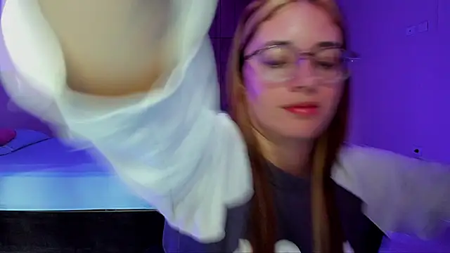 atenas 05  online show from February 27, 6:42 pm