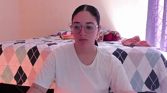 atenas 05  online show from May 31, 1:29 pm