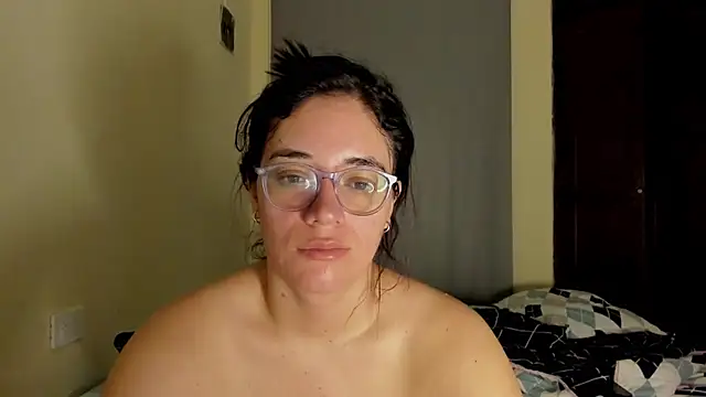 atenas 05  online show from July 29, 9:29 am