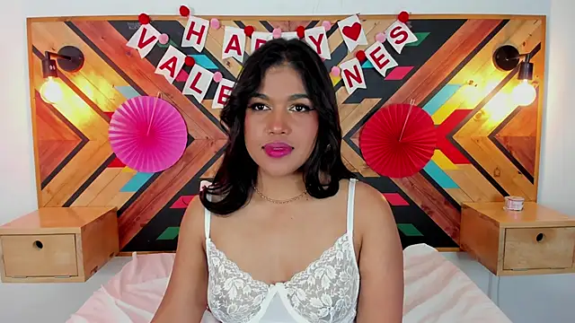 Snapshot of NaiirobiSwan chatting on February 15, 2:15 am NaiirobiSwan online show from February 15, 2:15 am