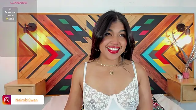 Snapshot of NaiirobiSwan chatting on March 17, 8:09 pm NaiirobiSwan online show from March 17, 8:09 pm