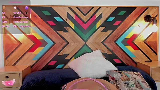 Snapshot of NaiirobiSwan chatting on November 15, 7:32 pm NaiirobiSwan online show from November 15, 7:32 pm