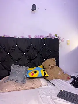 alisson carolina73 online show from March 23, 12:58 am