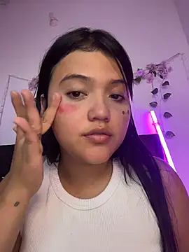 Snapshot of alisson_carolina73 chatting on February 19, 1:56 am alisson carolina73 online show from February 19, 1:56 am