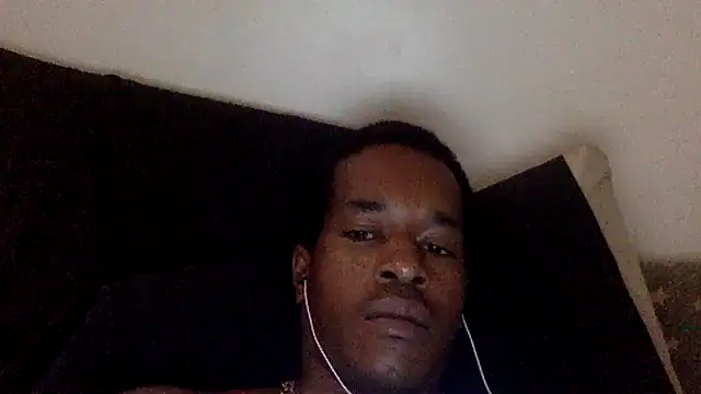 Snapshot of POPAYE972 chatting on May 30, 6:38 pm POPAYE972 online show from May 30, 6:38 pm