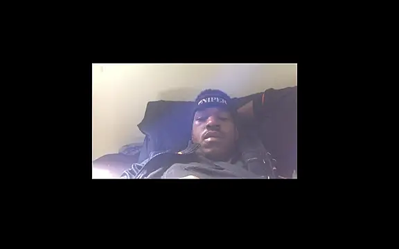 Snapshot of POPAYE972 chatting on June 16, 10:29 am POPAYE972 online show from June 16, 10:29 am