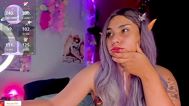 kiki cavilll online show from March 19, 12:04 am