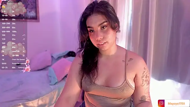 kiki cavilll online show from April 27, 3:32 pm