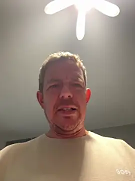 mrwright878787 online show from May 15, 7:32 pm