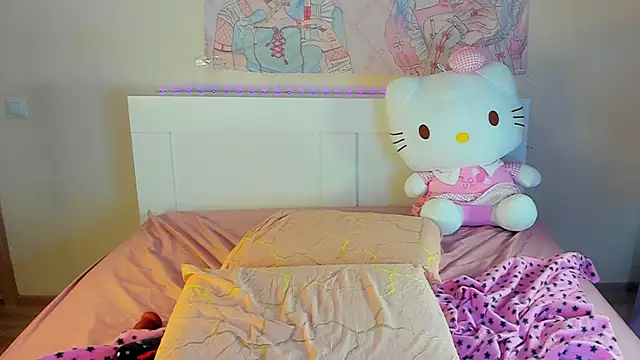 Snapshot of kuraii1_ chatting on March 8, 2:12 am kuraii1  online show from March 8, 2:12 am