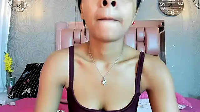 KOURTNEY-- online show from December 15, 2:38 am