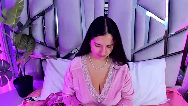 paulette dupont online show from September 19, 12:34 am