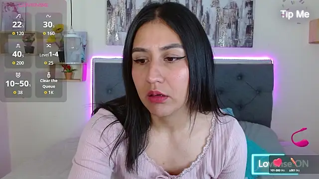 mia aira online show from September 20, 3:02 pm