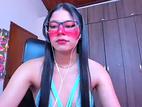  ALLYSON18  online show from September 15, 11:32 am