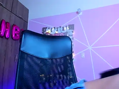  ALLYSON18  online show from November 14, 11:31 am