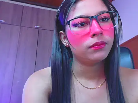  ALLYSON18  online show from March 4, 11:49 am