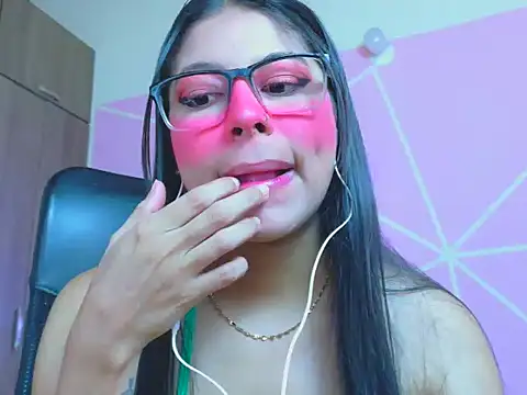  ALLYSON18  online show from April 23, 12:29 pm