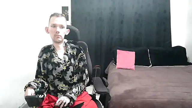 Sophia and Thomas online show from January 3, 11:14 am