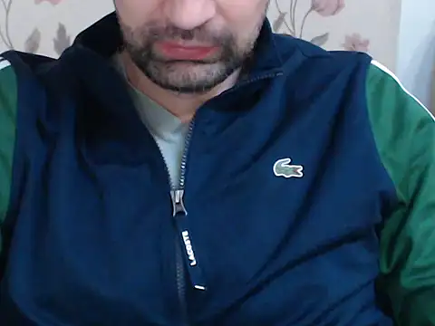 Snapshot of Leo_1617 chatting on February 1, 5:22 pm Leo 1617 online show from February 1, 5:22 pm