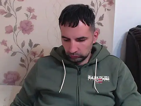 Snapshot of Leo_1617 chatting on March 19, 4:00 pm Leo 1617 online show from March 19, 4:00 pm