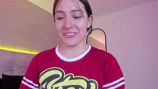 Snapshot of Karito-28 chatting on November 7, 1:00 pm Karito-28 online show from November 7, 1:00 pm