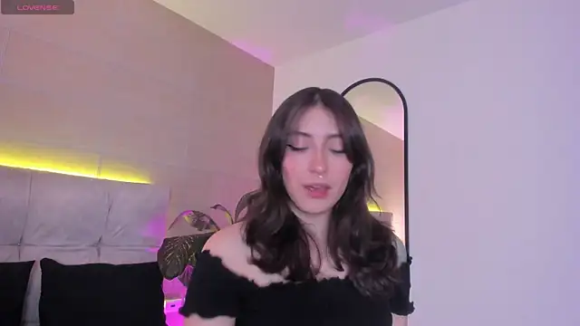 Snapshot of Karito-28 chatting on November 22, 2:05 pm Karito-28 online show from November 22, 2:05 pm